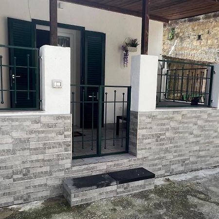 B&B Casa Vacanze Nonna Clara Napoli Bagian luar foto