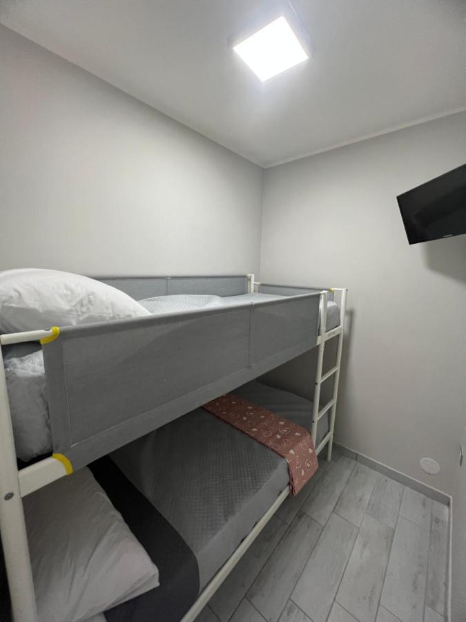 B&B Casa Vacanze Nonna Clara Napoli Bagian luar foto