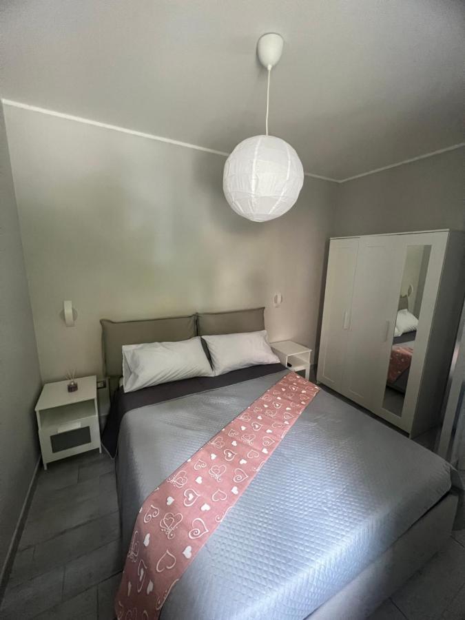 B&B Casa Vacanze Nonna Clara Napoli Bagian luar foto